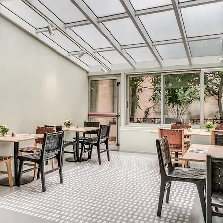 Plinius Lifestyle 4* קומו