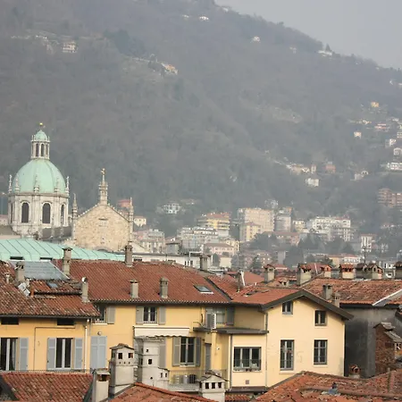 מלון Plinius Lifestyle 4*