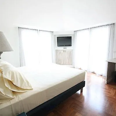 Hotel Plinius Lifestyle 4*