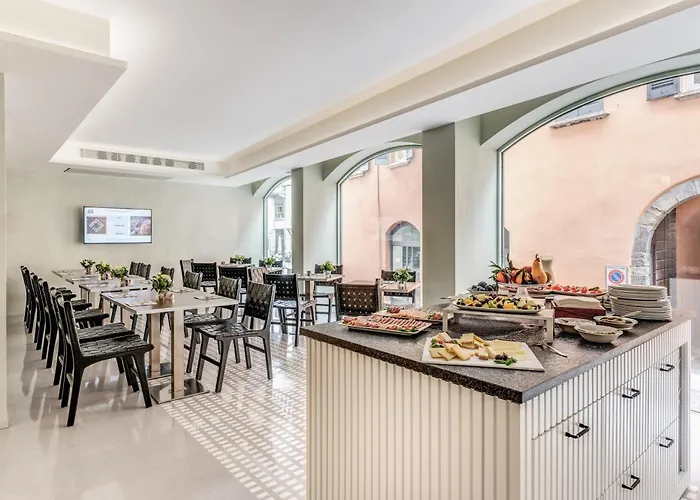 酒店 Plinius Lifestyle