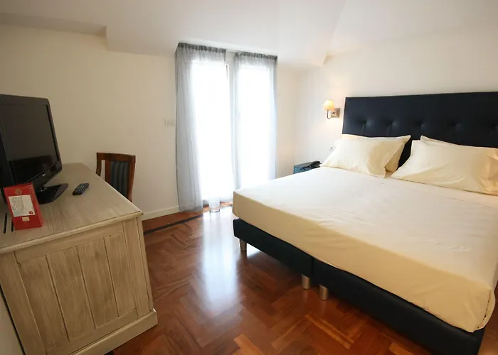 Plinius Lifestyle 酒店