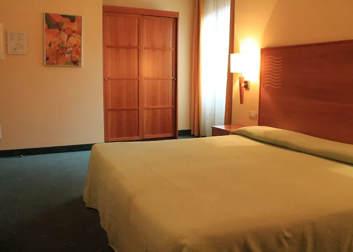 酒店 Plinius Lifestyle 4*