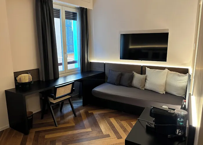 酒店 Plinius Lifestyle